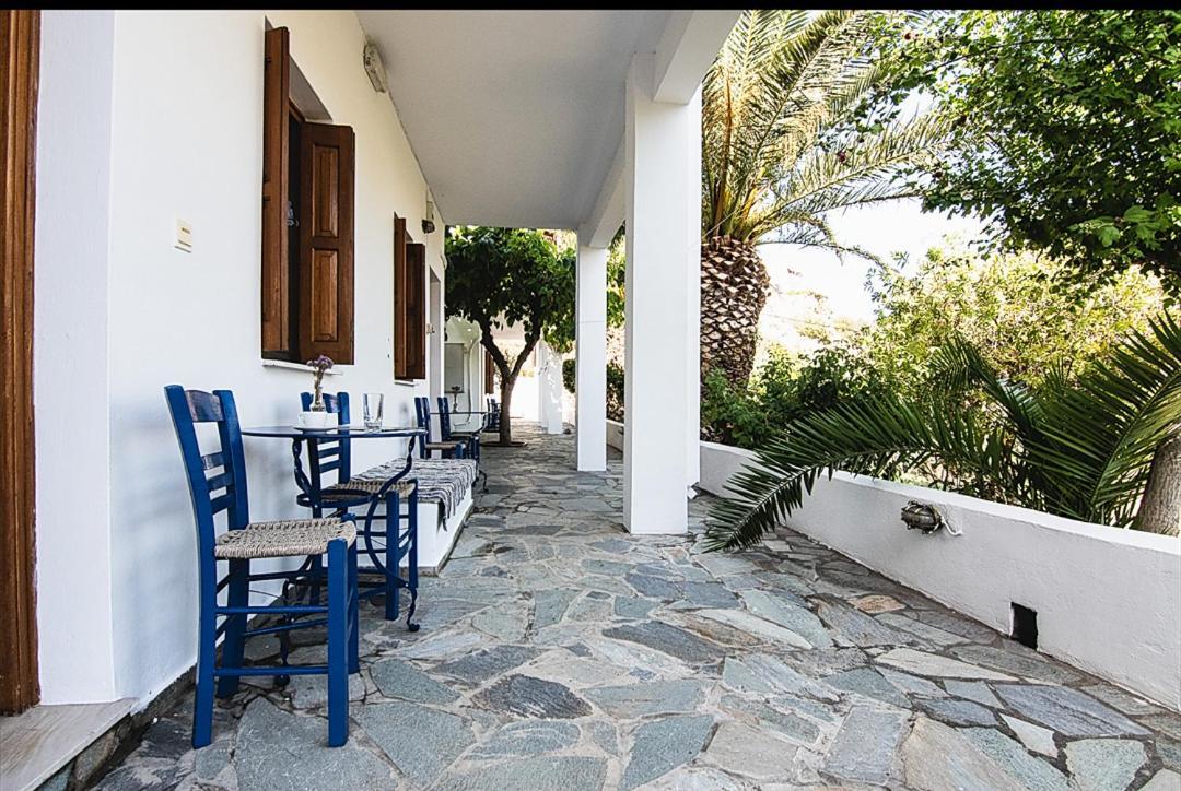 Mavrikou Helen Apartments Skyros Exterior foto