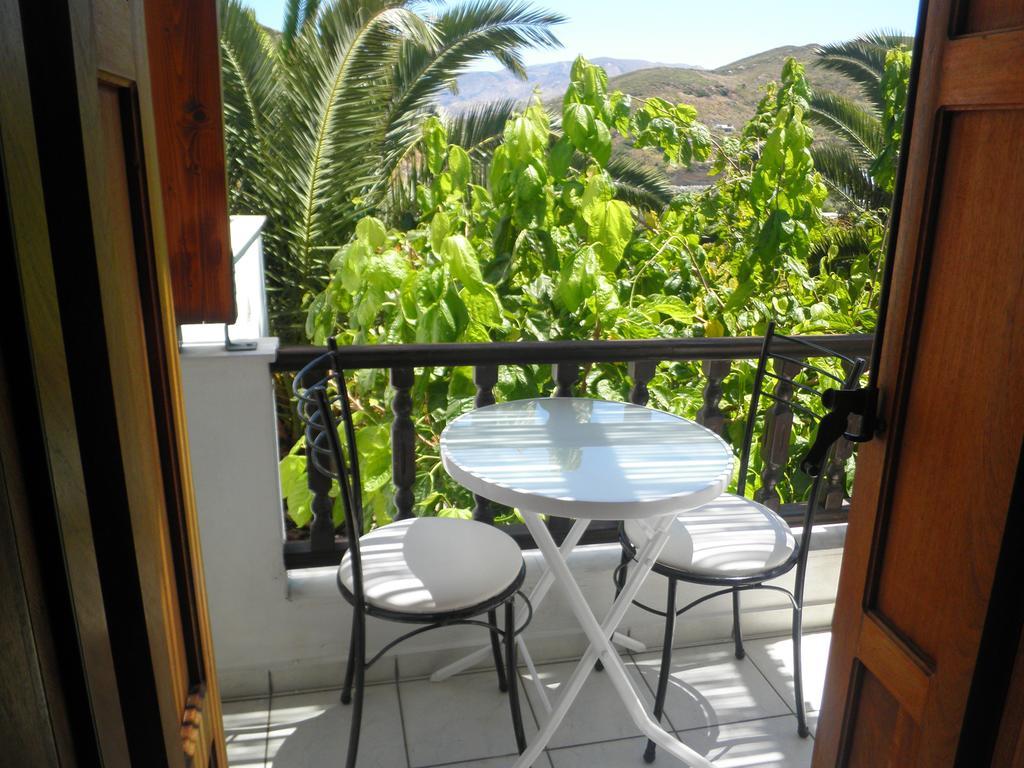 Mavrikou Helen Apartments Skyros Habitación foto